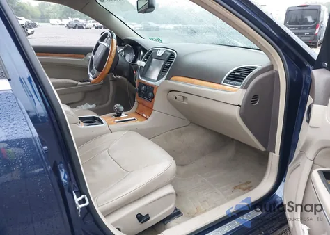 2014 Chrysler 300C Awd from USA, damaged, VIN 2C3CCAKG8EH163460